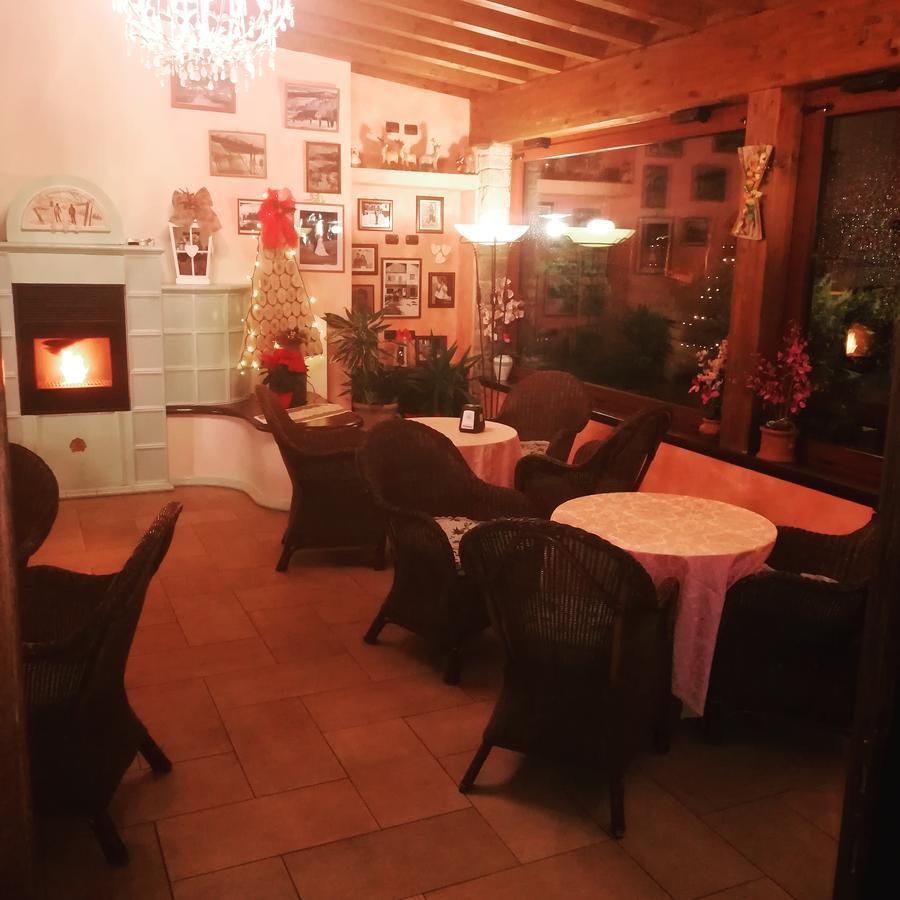 Albergo Diana Cerreto Laghi Εξωτερικό φωτογραφία