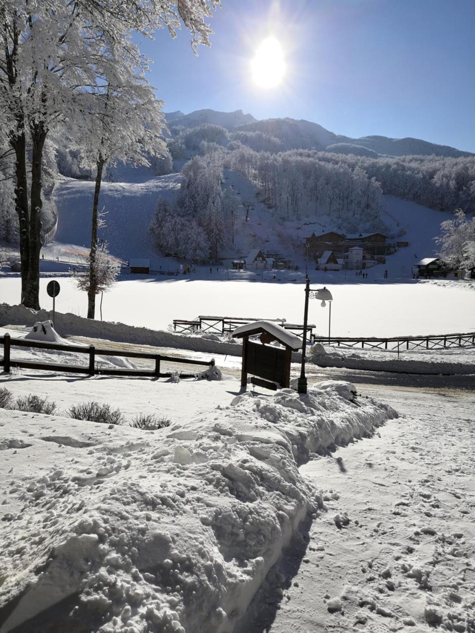 Albergo Diana Cerreto Laghi Εξωτερικό φωτογραφία